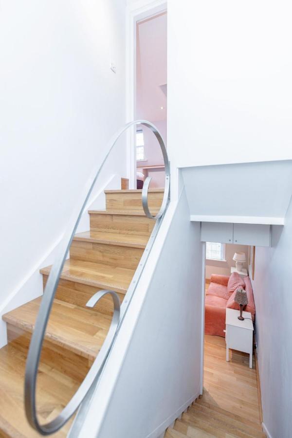Beautiful 1 Bedroom Apartment In Victoria 런던 외부 사진